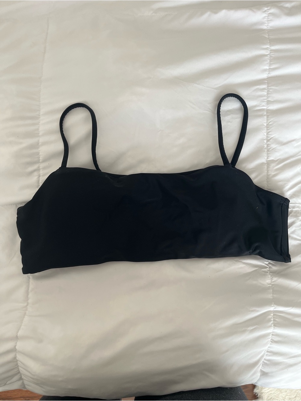 SHEIN Black Minimalist Bikini Top